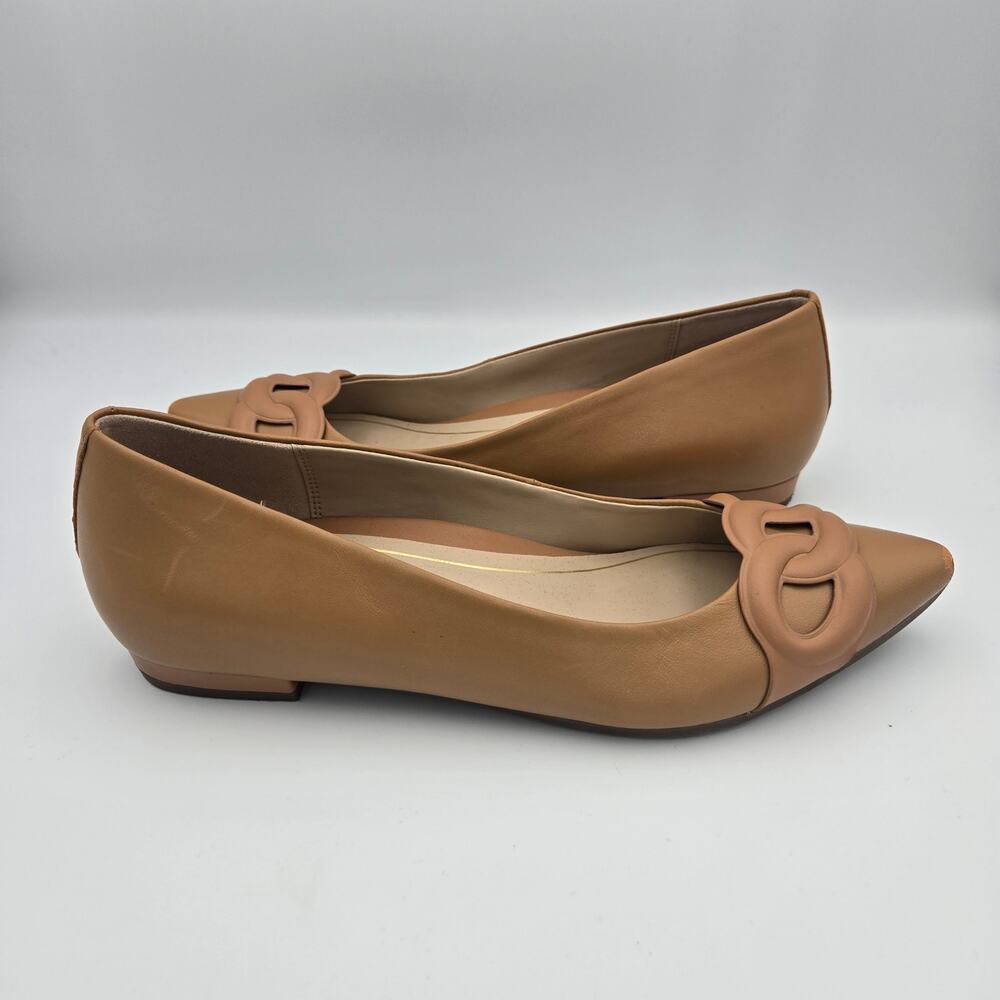 Vionic Tan Pointed-Toe Flats with Interlocking Loop Detail - Picture 4 of 9